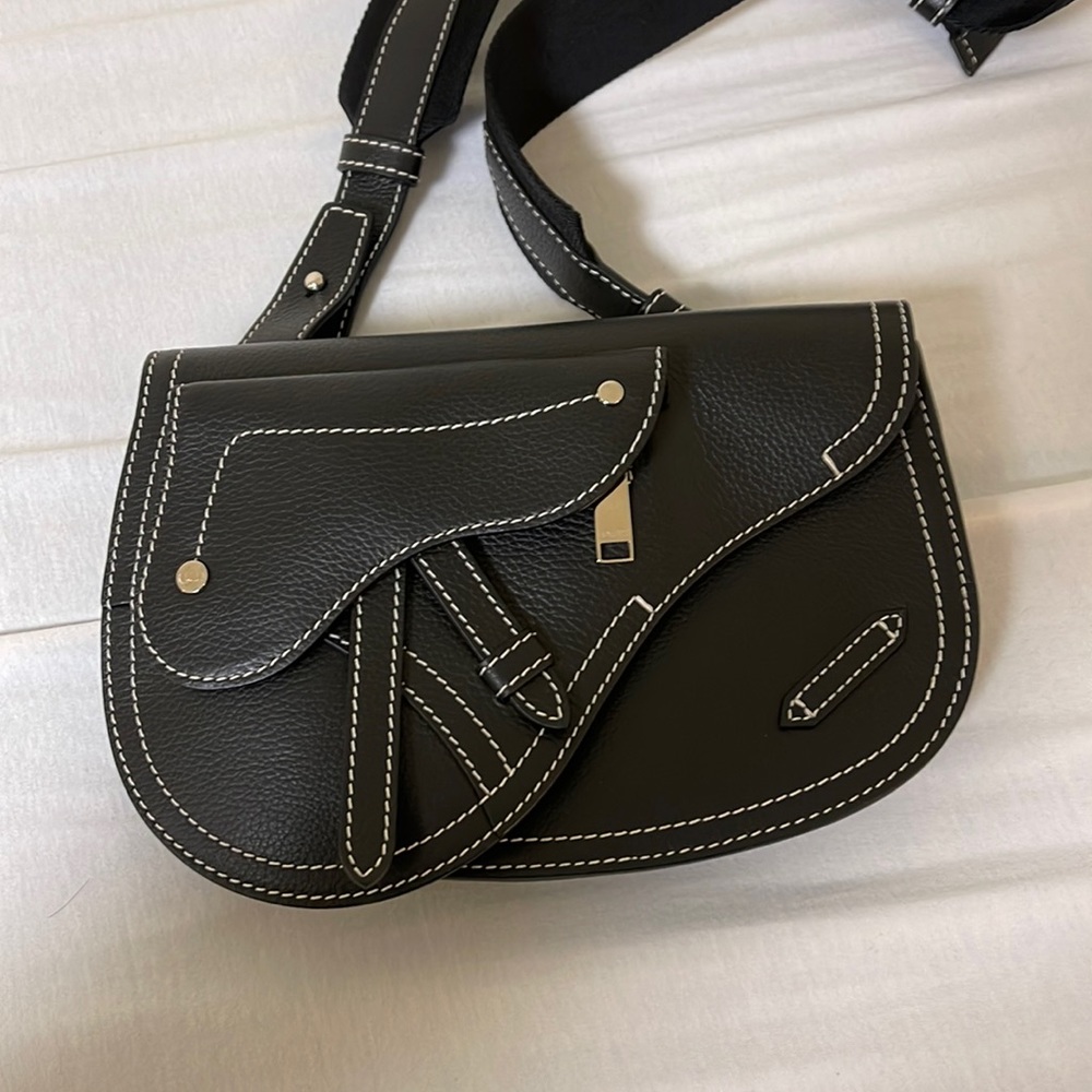 Dior Saddle Pouch